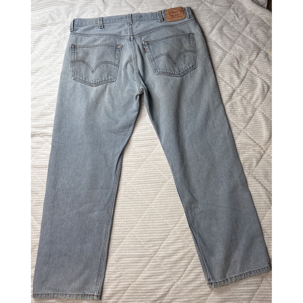 Vintage Lev's 505 Jeans Men 38x30 Blue Denim Light Wash Straight Regular Y2K - Picture 11 of 16